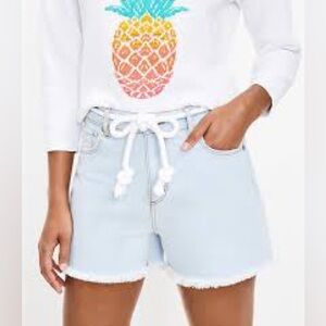 LOFT PETITE Frayed Denim Cut Off Shorts In Beach Out Wash